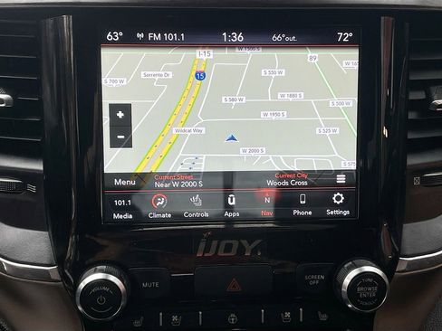 Used 2021 RAM 1500 Laramie AWD/4WD image 13