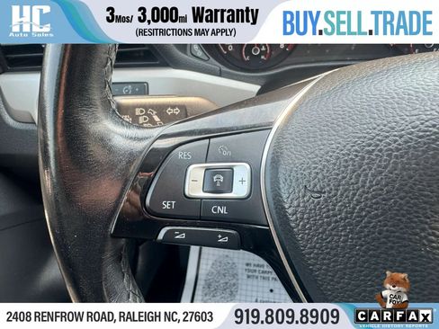 Used 2020 Volkswagen Passat 2.0T SE FWD image 26
