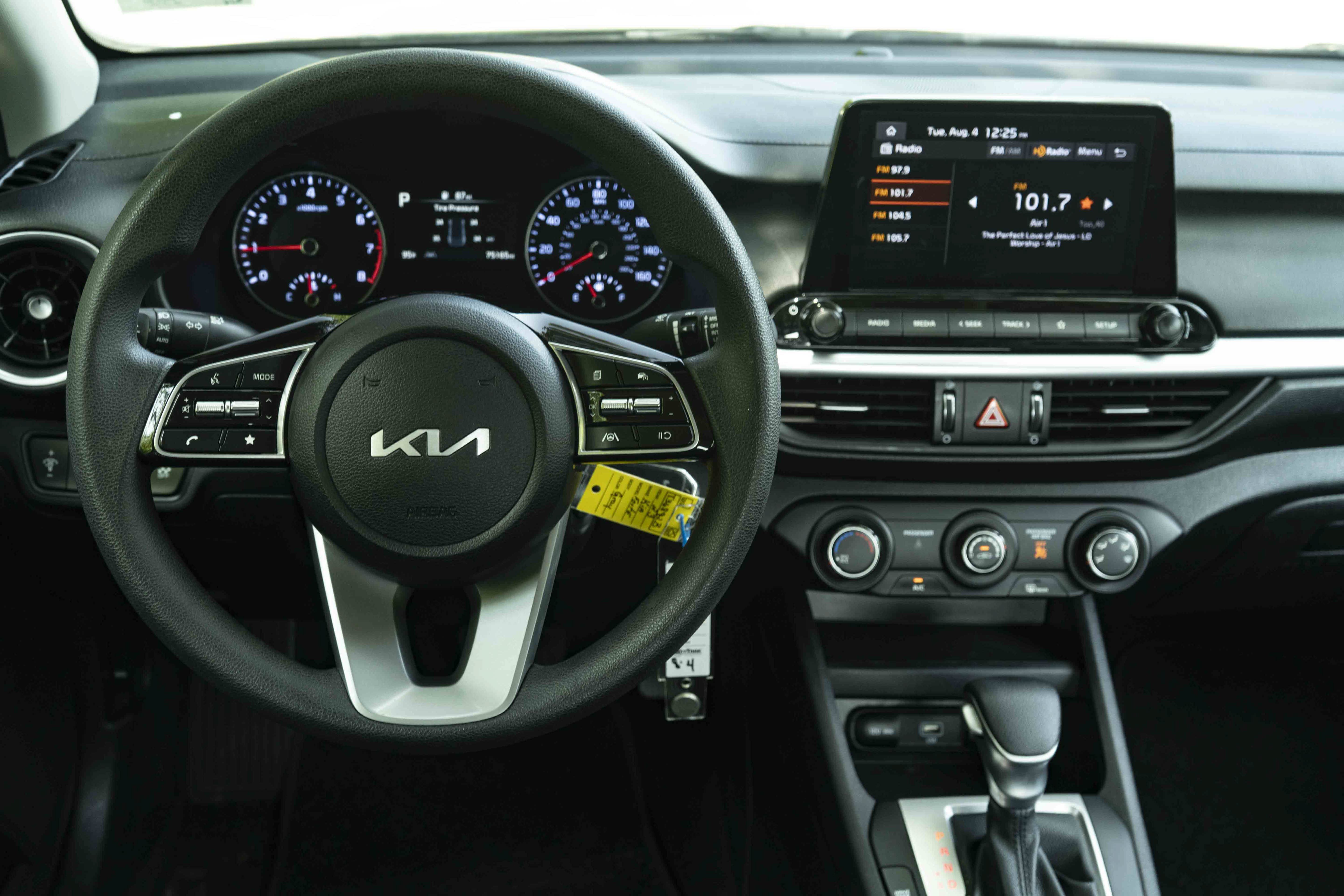 Used 2023 Kia Forte LXS FWD image 17