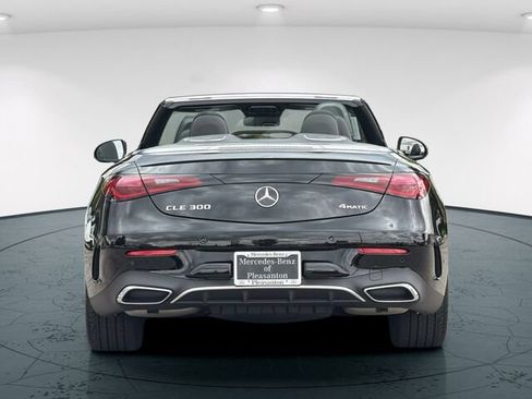 Used 2026 Mercedes-Benz CLE 300 4MATIC Cabriolet image 6