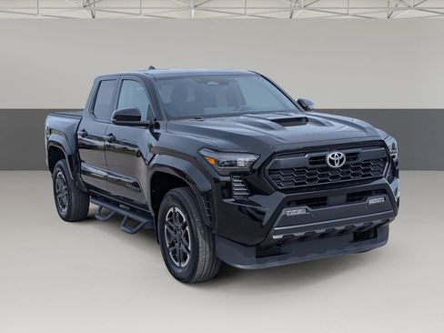 Used 2024 Toyota Tacoma TRD Sport w/ TRD Sport Upgrade Package AWD/4WD image 2