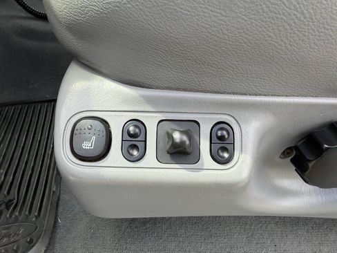 Used 2006 Ford F350 Lariat AWD/4WD image 11