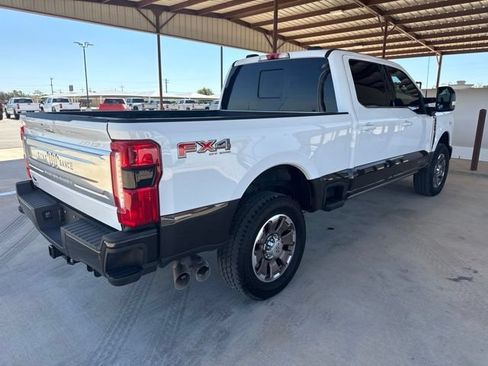 Used 2024 Ford F250 King Ranch w/ FX4 Off-Road Package AWD/4WD image 8