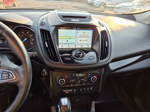 Used 2018 Ford Escape Titanium w/ Ford Safe & Smart Package AWD/4WD image 28