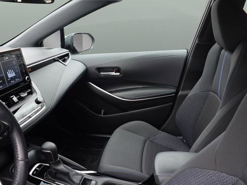 Used 2022 Toyota Corolla SE image 11