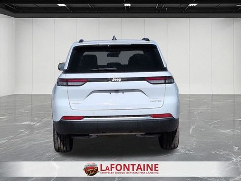 New 2026 Jeep Grand Cherokee Limited w/ Trailer Tow Package AWD/4WD image 4