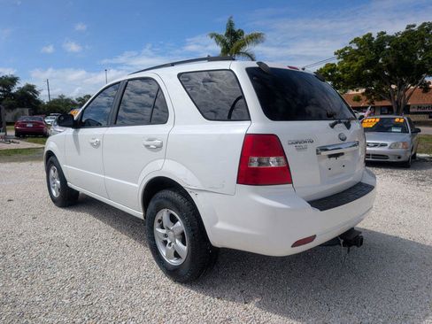 Used 2008 Kia Sorento LX image 7