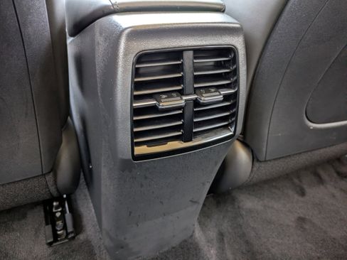 Certified 2025 Kia Niro Wind image 17