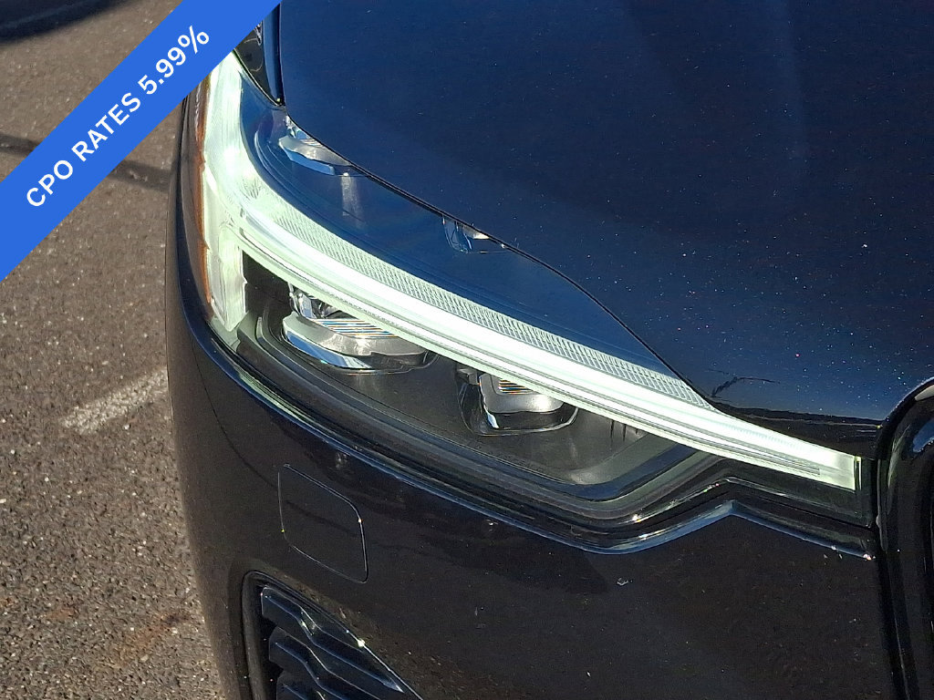 Certified 2024 Volvo XC60 B5 Plus w/ Protection Package Premier AWD/4WD image 9