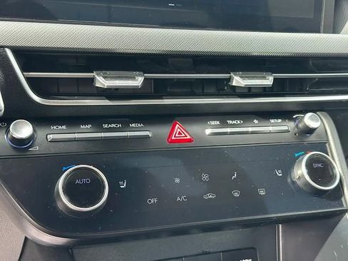 Used 2025 Hyundai Sonata SEL image 25