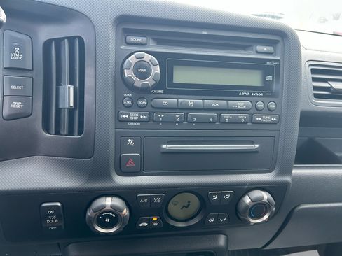 Used 2013 Honda Ridgeline RTS image 20