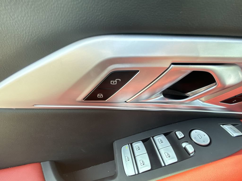 Used 2025 BMW XM AWD/4WD image 15
