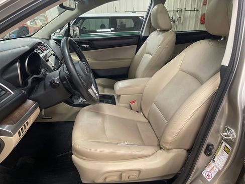Used 2016 Subaru Outback 2.5i Limited image 10