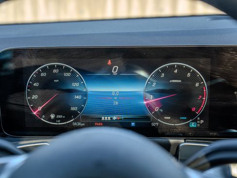 Certified 2026 Mercedes-Benz GLB 250 4MATIC image 23