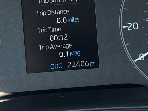 Used 2025 Toyota Corolla LE FWD image 40
