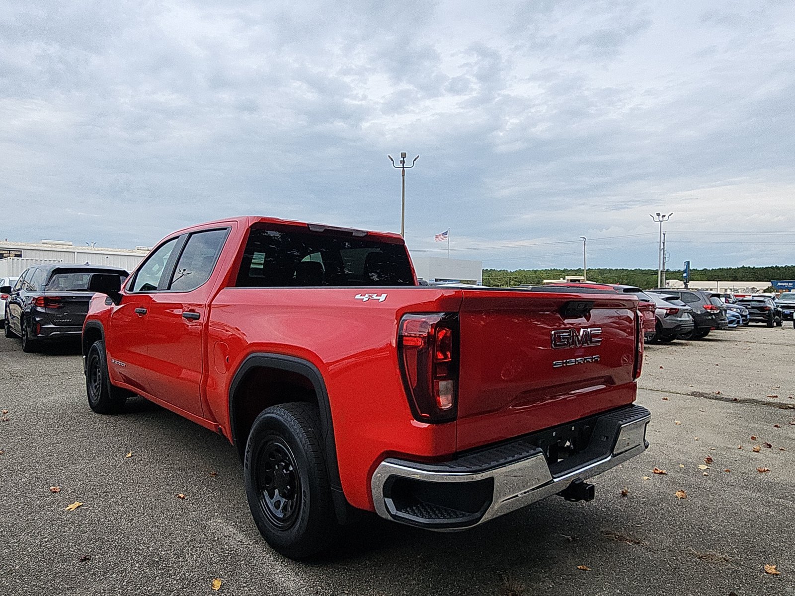 Used 2023 GMC Sierra 1500 Pro AWD/4WD image 3