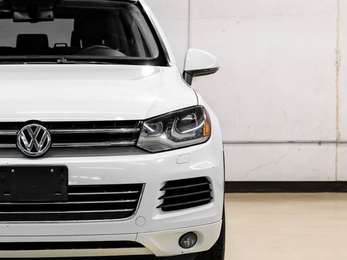 Used 2014 Volkswagen Touareg VR6 AWD/4WD image 55