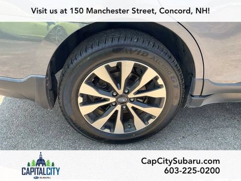 Used 2017 Subaru Outback 2.5i Limited AWD/4WD image 7