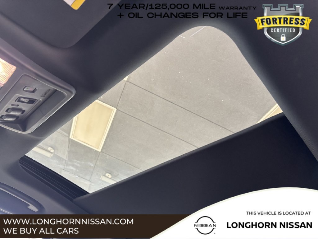 Used 2024 Nissan Titan Platinum Reserve w/ Moonroof Package AWD/4WD image 20