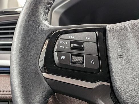 Used 2025 Honda Odyssey Touring image 19