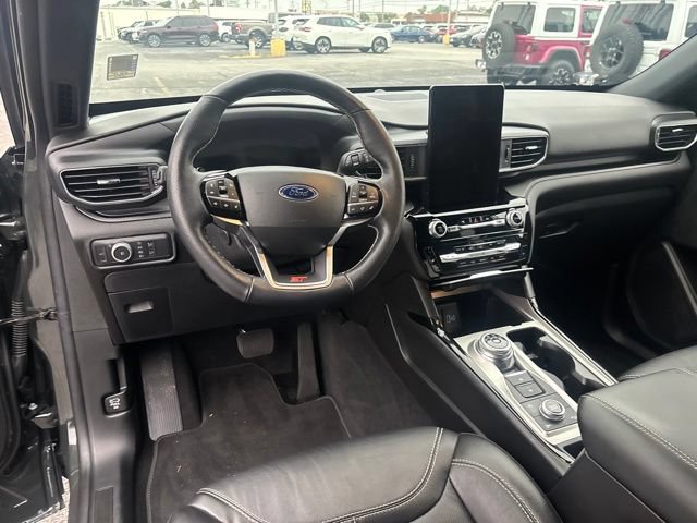 Used 2022 Ford Explorer ST w/ Equipment Group 401A AWD/4WD image 29