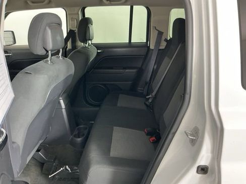 Used 2017 Jeep Patriot Sport w/ Power Value Group image 22