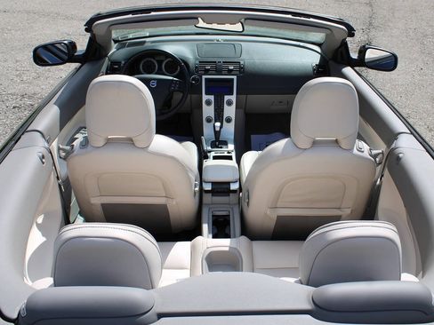 Used 2012 Volvo C70 T5 FWD image 15
