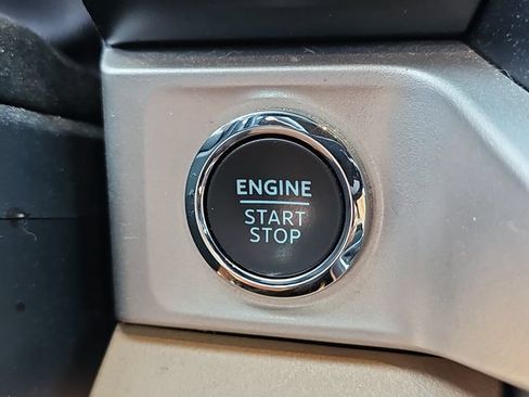 Used 2024 Ford F250 XLT w/ XLT Premium Package AWD/4WD image 28