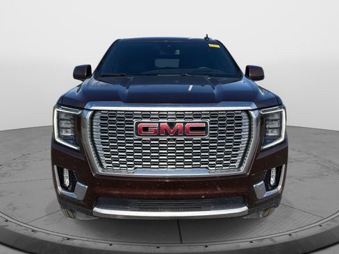 Used 2023 GMC Yukon XL Denali w/ Max Trailering Package image 2