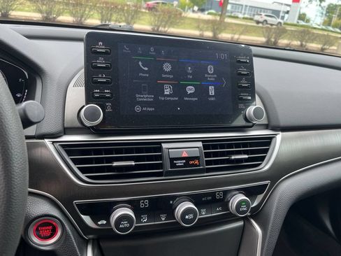 Used 2021 Honda Accord LX image 13