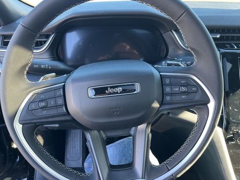 New 2025 Jeep Grand Cherokee Laredo X image 21