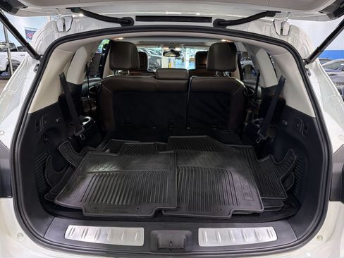 Used 2019 INFINITI QX60 Luxe w/ Sensory Package FWD image 31
