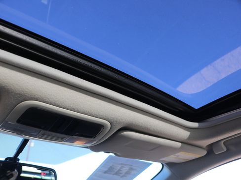 Used 2016 Subaru Impreza 2.0i Premium image 26