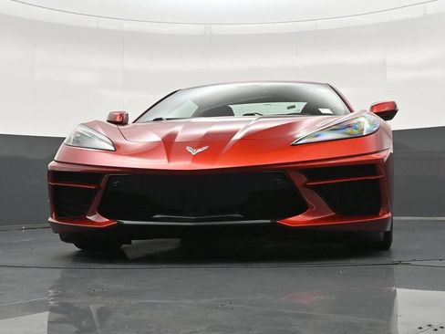 Used 2023 Chevrolet Corvette Stingray Preferred Conv w/ Chrome Exterior Badge Package RWD image 31