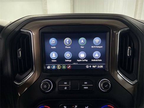 Used 2022 Chevrolet Silverado 2500 High Country image 13