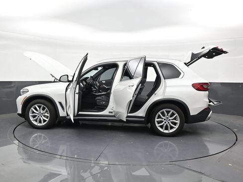 Used 2019 BMW X5 xDrive40i w/ Convenience Package AWD/4WD image 30