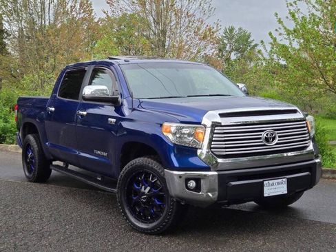 Used 2014 Toyota Tundra Limited w/ Limited Premium Package AWD/4WD image 10