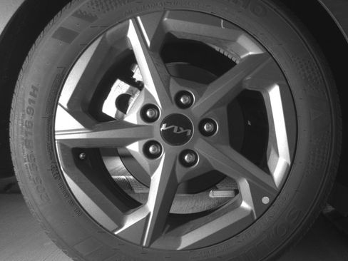 Used 2025 Kia K4 FWD image 18