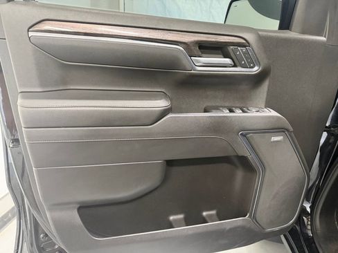 Used 2023 Chevrolet Silverado 1500 LTZ w/ LTZ Convenience Package II image 9