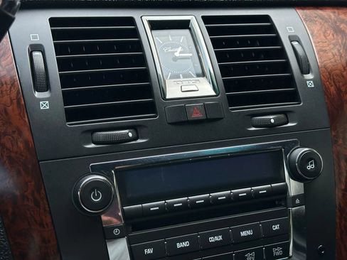 Used 2006 Cadillac DTS FWD image 37