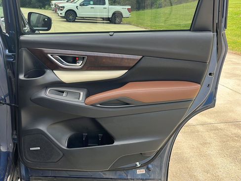 Used 2019 Subaru Ascent Touring AWD/4WD image 30