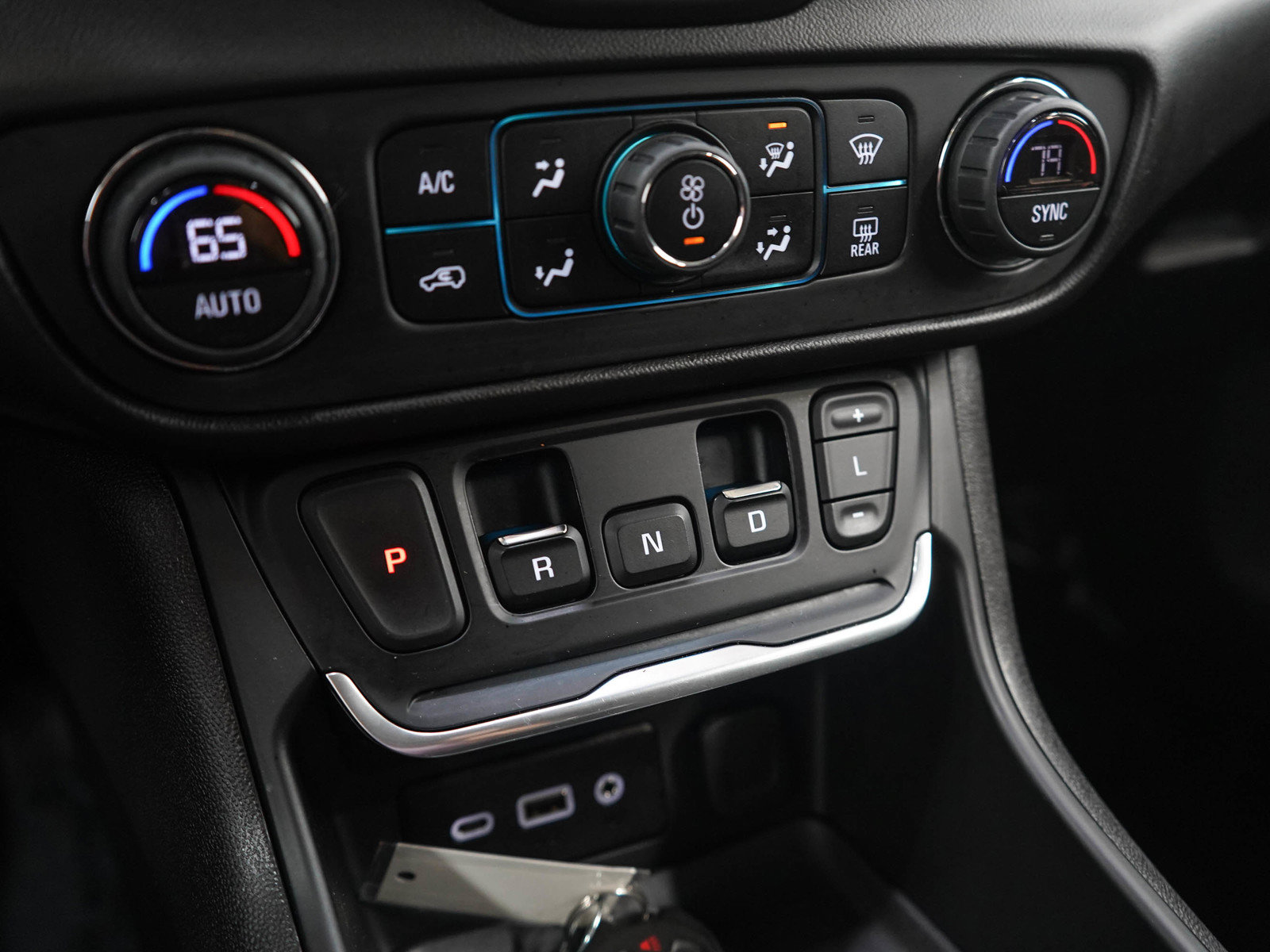 Used 2019 GMC Terrain SLE w/ Driver Convenience Package AWD/4WD image 27