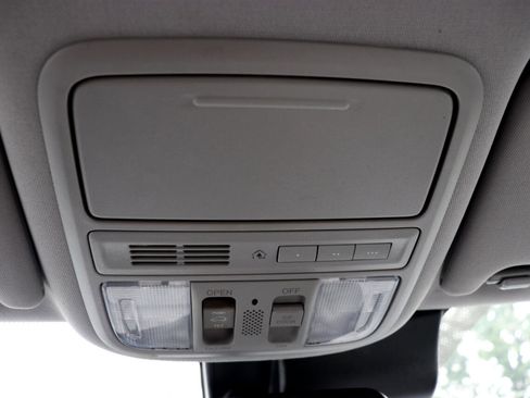 Used 2016 Honda Pilot Touring image 57