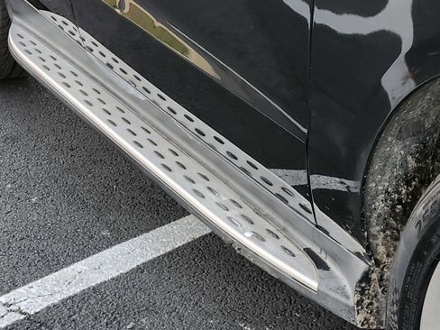 Used 2016 Mercedes-Benz GLE 350 4MATIC w/ Premium Package image 8