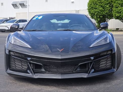 Used 2024 Chevrolet Corvette E-Ray AWD/4WD image 12