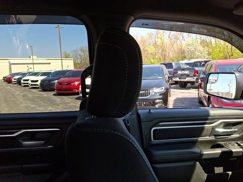 Used 2023 RAM 1500 Big Horn image 14