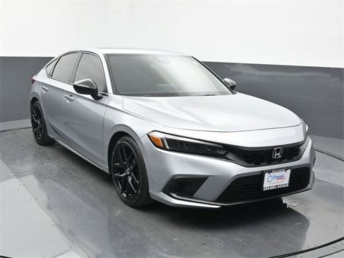 Used 2023 Honda Civic Sport image 7