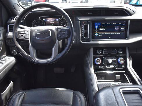 Used 2021 GMC Yukon Denali w/ Denali Ultimate Package AWD/4WD image 23