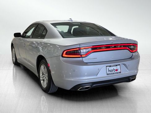 Used 2023 Dodge Charger SXT RWD image 5