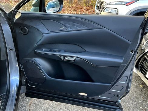 Used 2023 Lexus RX 500h F Sport image 21